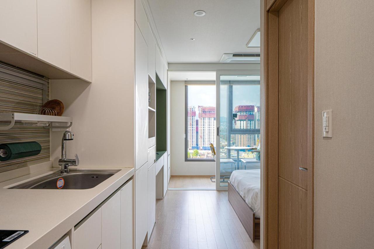 Urbanstay Myeongdong Сеул Екстериор снимка